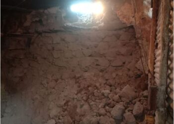 Raichur Three people died when the wall of the house collapsed