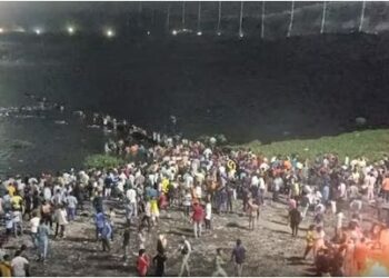 Major bridge collapse in Gujarat: Death toll rises to 132