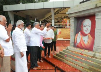 V. Somanna 50 thousand subsidy for poor married couple