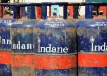 cylinders -ವಾಣಿಜ್ಯ ಅನಿಲ ಸಿಲಿಂಡರ್‌ಗಳ ಬಳಕೆದಾರರಿಗೆ ಆಘಾತದ ಸುದ್ದಿ