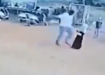 Brutally beaten – 8 ವರ್ಷದ ಬಾಲಕಿಗೆ ರಸ್ತೆಯಲ್ಲಿ ವ್ಯಕ್ತಿಯಿಂದ ಬರ್ಬರವಾಗಿ ಥಳಿತ ಘಟನೆ ಸಿಸಿಟಿವಿಯಲ್ಲಿ ಸೆರೆ