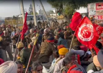 Punjab: ಸಿ ಎಂ ನಿವಾಸದೆದುರು ರೈತರ ಪ್ರತಿಭಟನೆ,  ಪೊಲೀಸರಿಂದ ಲಾಠಿ ಚಾರ್ಜ್… 