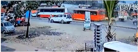 Bus accident: ಹೆದ್ದಾರಿಯಲ್ಲಿ ಬ್ರೇಕ್ ಫೇಲ್ ಆಗಿ  RTC ಬಸ್ ಅಪಘಾತ  -ಇಬ್ಬರ ಸಾವು