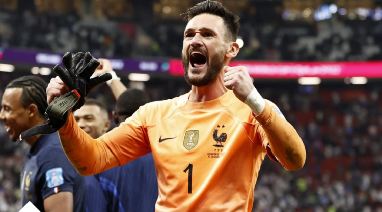 France captain Hugo Lloris retires