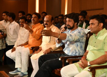 ಕಿಚ್ಚನಿಗೆ ಬೆದರಿಕೆ ಪತ್ರ ಬರೆದವರು ಯಾರು ಗೊತ್ತಾ?