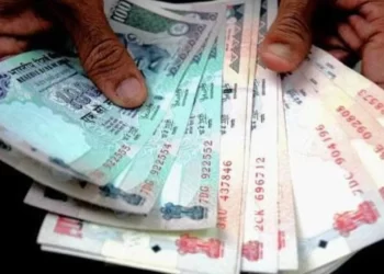 ಬೆಟ್ಟಿಂಗ್ ವೀರನ ಮನೆಯ ಮೇಲೆ ಪೊಲೀಸರ ದಾಳಿ!