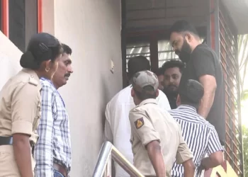IT Raid: ಮಾಜಿ ಸಚಿವ ವಿನಯ ಕುಲಕರ್ಣಿ ಆಪ್ತ ಸಹಾಯಕನ ಮನೆ ಮೇಲೆ ಐಟಿ ದಾಳಿ!