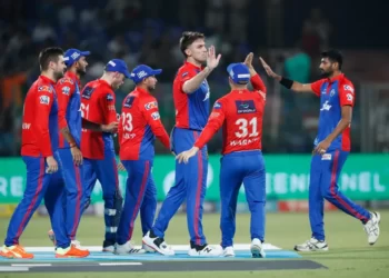 IPL: ಮಕಾಡೆ ಮಲಗಿದ ಬೆಂಗಳೂರು ತಂಡ; ಭರ್ಜರಿ ಪ್ರದರ್ಶನ ತೋರಿದ ಡೆಲ್ಲಿ!