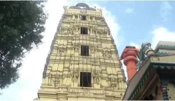 ಗರ್ಭಗುಡಿಯಲ್ಲಿ ರಕ್ತ, ಮಾಂಸ ಸುರಿದು ವಿಕೃತಿ ಮೆರೆದ ಪಾಪಿಗಳು