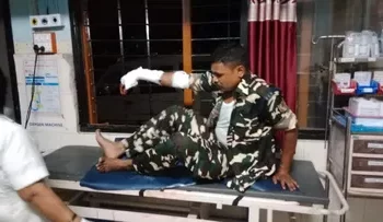 ವ್ಯಾಪಕ ಮಳೆ, ಗಾಳಿಗೆ ಹಾರಿ ಹೋದ ಚೆಕ್ ಪೋಸ್ಟ್; ಸಿಬ್ಬಂದಿಗೆ ಗಾಯ