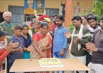 ಹೋರಿ ಹುಟ್ಟುಹಬ್ಬಕ್ಕೆ ರಕ್ತದಾನ