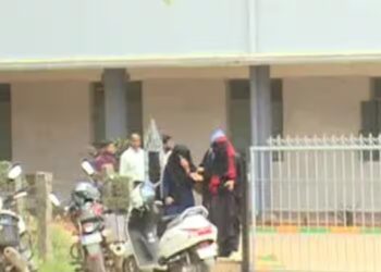 ಕಾಫಿನಾಡಿನಲ್ಲಿ ಮತ್ತೆ ಭುಗಿಲೆದ್ದ ಹಿಜಾಬ್ ವಿವಾದ