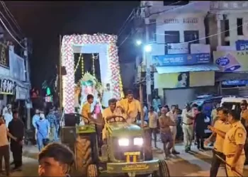 ಮಸೀದಿ ಮುಂದೆ ಪೂಜೆ; ಮೂವರು ಪೊಲೀಸರು ಸಸ್ಪೆಂಡ್