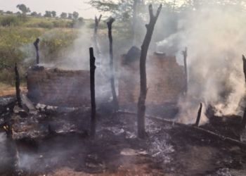 ಗುಡಿಸಲಿಗೆ ಬೆಂಕಿ; ಇಬ್ಬರ ರಕ್ಷಣೆ!