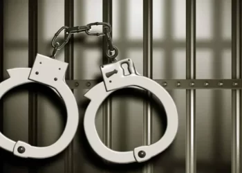 ಹೆದ್ದಾರಿಯಲ್ಲಿ ದರೋಡೆ ಮಾಡುತ್ತಿದ್ದ ಖದೀಮರ ಅಂದರ್