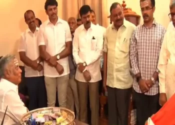ತಮ್ಮ ಸೋಲಿನ ಕಹಿಯನ್ನು ಸ್ವಾಮೀಜಿಯೊಂದಿಗೆ ಹಂಚಿಕೊಂಡ ವಿ. ಸೋಮಣ್ಣ
