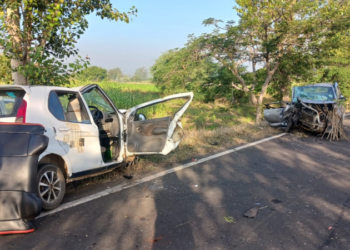 ಎರಡು ಕಾರುಗಳ ಮಧ್ಯೆ ಭೀಕರ ಅಪಘಾತ; ಇಬ್ಬರು ದುರ್ಮರಣ