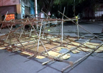 ಧರೆಗುರುಳಿದ ರಾಮನ ಕಟೌಟ್!