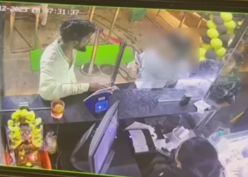 ಹೋಟೆಲ್ ಗೆ ಬಂದ ಯುವತಿಯರೊಂದಿಗೆ ಅನುಚಿತ ವರ್ತನೆ!