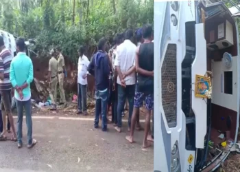 ಅಯ್ಯಪ್ಪ ಮಾಲಾಧಾರಿಗಳಿದ್ದ ಬಸ್ ಪಲ್ಟಿ; 15 ಜನರ ಸ್ಥಿತಿ ಗಂಭೀರ!