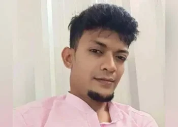 ನಡು ರಸ್ತೆಯಲ್ಲಿಯೇ ವ್ಯಕ್ತಿಯ ಬರ್ಬರ ಹತ್ಯೆ!