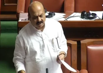 ರಾಜ್ಯ ಸರ್ಕಾರ ವಜಾ ಮಾಡುವಂತೆ ಮನವಿ ಮಾಡಿದ್ದೇವೆ; ಮಾಜಿ ಸಿಎಂ