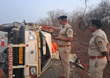 ಭೀಕರ ಅಪಘಾತ; ನಾಲ್ವರು ಸ್ಥಳದಲ್ಲಿಯೇ ಸಾವು!