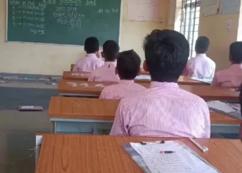 ರ್ಯಾಗಿಂಗ್ ಮಾಡಿ ವಿಕೃತಿ ಮೆರೆದ ವಿದ್ಯಾರ್ಥಿಗಳು!