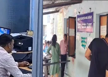 ಲೋಕಾಯುಕ್ತ ಬಲೆಗೆ ಬಿದ್ದ ಎಫ್ ಡಿಎ!