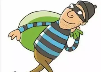 ಜೈಲು ಸೇರಿದ ಇಡೀ ಕುಟುಂಬ; ಮನೆಯನ್ನೇ ಸ್ವಚ್ಛಗೊಳಿಸಿದ ಖದೀಮರು