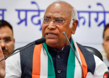 ಆರೆಸ್ಸೆಸ್ ವಿಷ ಇದ್ದಂತೆ ಟೇಸ್ಟ್ ನೋಡಿದರೆ ಸಾಯುತ್ತೇವೆ; ಖರ್ಗೆ