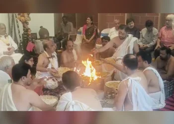 ಪಂಚಭೂತಗಳಲ್ಲಿ ಲೀನರಾದ ಹಿರಿಯ ನಟ ದ್ವಾರಕೀಶ್!