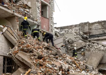 ಉಕ್ರೇನ್ ಮೇಲೆ ರಷ್ಯಾ ಕ್ಷಿಪಣಿ ದಾಳಿ; 17 ಜನ ನಾಗರಿಕರು ಸಾವು