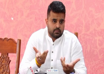 ಪ್ರಜ್ವಲ್ ರೇವಣ್ಣ ವಿಮಾನ ಟಿಕೆಟ್ ರದ್ದು