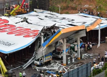 ಪೆಟ್ರೋಲ್ ಬಂಕ್ ಮೇಲೆ ಫಲಕ ಬಿದ್ದ ಪ್ರಕರಣ; ಸಾವಿನ ಸಂಖ್ಯೆ 14ಕ್ಕೆ ಏರಿಕೆ