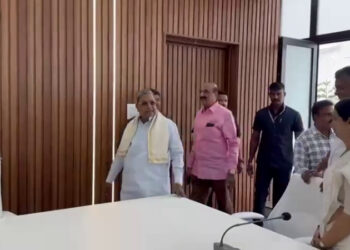 ಸಚಿವೆ ಲಕ್ಷ್ಮೀ ಹೆಬ್ಬಾಳ್ಕರ್ ಕ್ಷಮೆ ಕೇಳಿದ ಸಿಎಂ ಸಿದ್ದರಾಮಯ್ಯ!