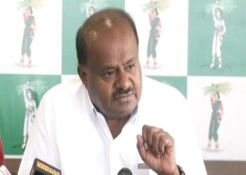 ಆಚಾರವಿಲ್ಲದ ನಾಲಿಗೆ ನಿನ್ನ ನೀಚ ಬುದ್ಧಿಯ ಬಿಡು ನಾಲಿಗೆ ಎಂದು ಡಿಸಿಎಂಗೆ ಕುಟುಕಿದ ಕುಮಾರಸ್ವಾಮಿ