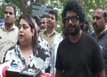 ಇಂತಹ ಪರಿಸ್ಥಿತಿಯಲ್ಲಿ ಯಾರಾದರೂ ಆರಾಮಾಗಿರುತ್ತಾರಾ; ರಕ್ಷಿತಾ ಪ್ರಶ್ನೆ