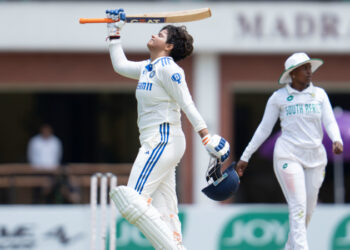 ಮೊದಲ ದಿನವೇ ಮೂರು ವಿಶ್ವ ದಾಖಲೆ ಬರೆದ ಭಾರತ ತಂಡ