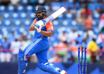 ಆಸ್ಟ್ರೇಲಿಯಾ ವಿರುದ್ಧ ಭರ್ಜರಿ ಆಟ; ಹಲವು ದಾಖಲೆ ಬರೆದ ರೋಹಿತ್