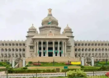 ಕನ್ನಡಿಗರಿಗೆ ಉದ್ಯೋಗದಲ್ಲಿ ಮೀಸಲಾತಿ ನೀಡುವ ವಿಧೇಯಕಕ್ಕೆ ತಡೆ