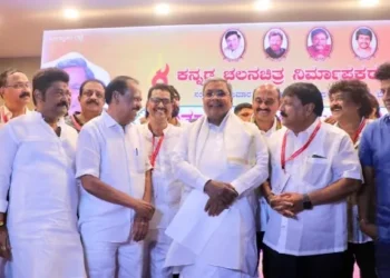 ಸಿದ್ದರಾಮಯ್ಯರನ್ನು ಬದಲಾವಣೆ ಮಾಡಿದರೆ ಬೀದಿಗೆ ಇಳಿಯುತ್ತೇವೆ