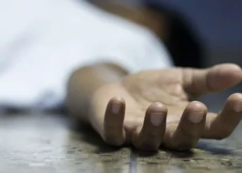 ಶೈಕ್ಷಣಿಕ ಒತ್ತಡ ತಾಳಲಾರದೆ ವಿದ್ಯಾರ್ಥಿನಿ ಆತ್ಮಹತ್ಯೆ