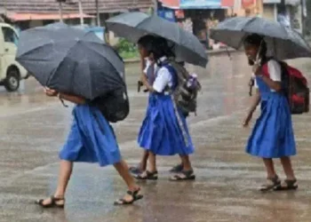ಈ ಜಿಲ್ಲೆಯಲ್ಲಿ ಭಾರೀ ಮಳೆ; ಶಾಲಾ-ಕಾಲೇಜುಗಳಿಗೆ ರಜೆ