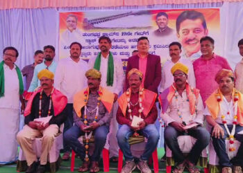 ಸ್ಟಾಪ್ ಲಾಗ್ ಗೇಟ್ ಅಳವಡಿಸಲು ಯಶಸ್ವಿಯಾದ ತಂಡಕ್ಕೆ ಬಹುಮಾನ