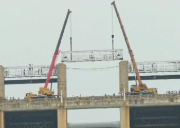 ತುಂಗಭದ್ರಾ ಜಲಾಶಯ; ಸ್ಟಾಪ್ ಲಾಲ್ ಗೇಟ್ ಅಳವಡಿಸುವ ಆರಂಭಿಕ ಯತ್ನಕ್ಕೆ ಜಯ