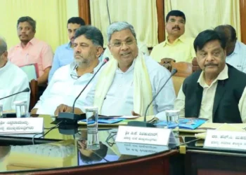 ಬೆಂಗಳೂರು ರಾಜಕಾಲುವೆ ತೆರವುಗೊಳಿಸುವಂತೆ ಖಡಕ್ ಸೂಚನೆ ನೀಡಿದ ಸಿಎಂ