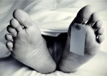 ನಡು ರಸ್ತೆಯಲ್ಲಿಯೇ ಚಾಕು ಹಾಕಿದ ಅಪ್ರಾಪ್ತ!