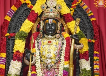 11 ವರ್ಷಗಳ ಕಾಲ ಚಪ್ಪಲಿ ಧರಿಸದೆ, ರಾಮನ ದರ್ಶನ ಪಡೆದ ನಂತರ ಧರಿಸುವ ವ್ಯಕ್ತಿ