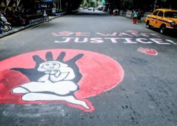 ಆಂಬುಲೆನ್ಸ್ ನಲ್ಲಿ ಮಹಿಳೆಗೆ ಲೈಂಗಿಕ ಕಿರುಕುಳ